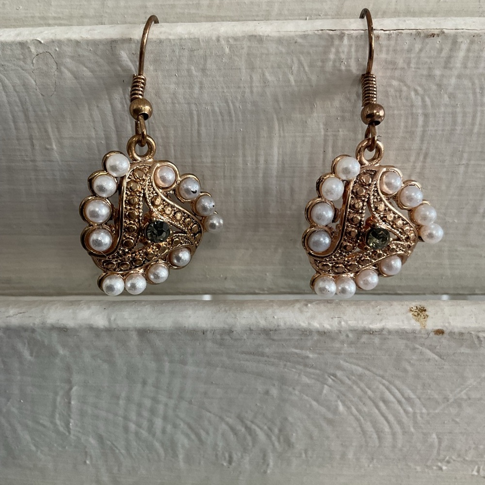 Gold and White Pearl Cluster Earrings
